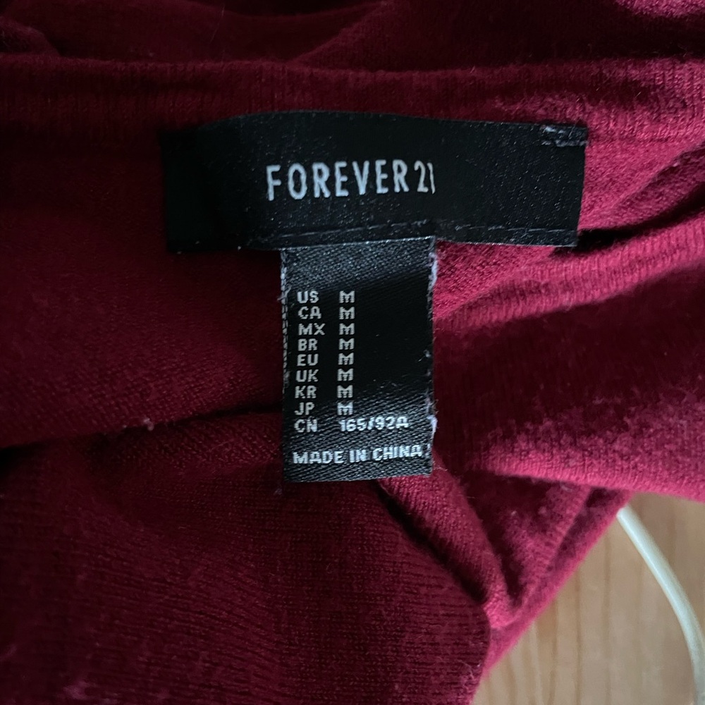 Forever21 Sweater - Picture 9 of 9